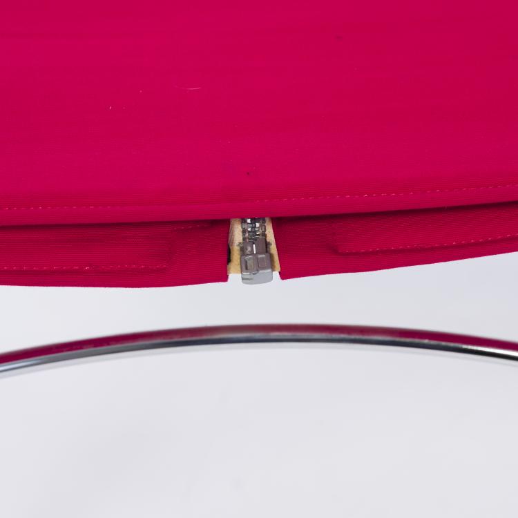 Bild 5 zu Objekt, 12 Stapelst&uuml;hle 'Delfina', 1974, Enzo Mari, Driade, Caorso; Robots, Italien, 152A 294