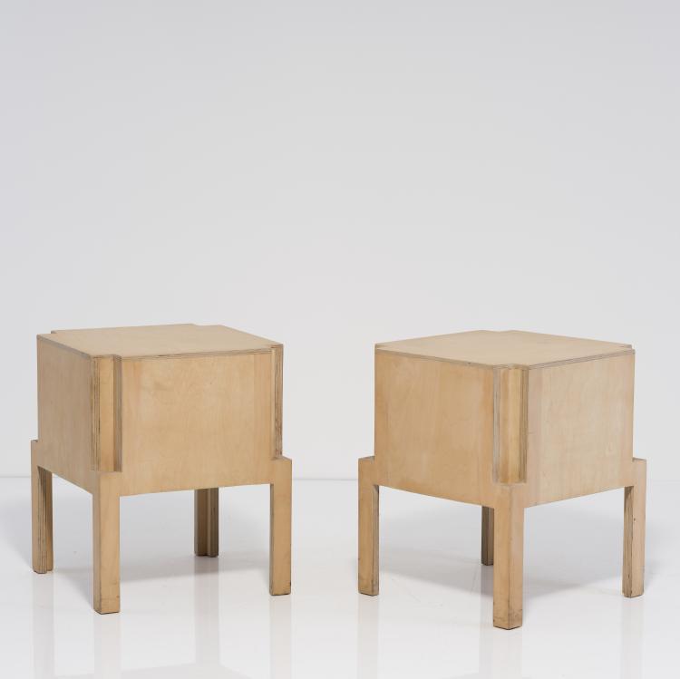 Hauptbild zu Objekt, Zwei Stapelhocker 'NF 33', 1985, Katsuhito Nishikawa, Nishikawa, Katsuhito; F&uuml;r M+R Fricke, D&uuml;sseldorf, 152B 581