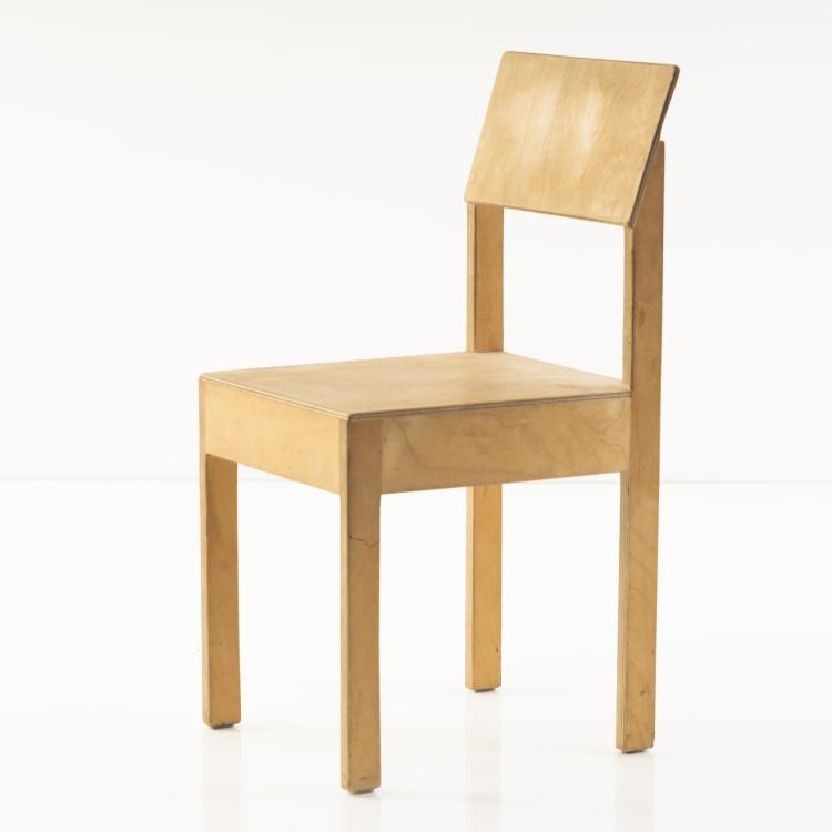 Bild 1 zu Objekt, Kinderstuhl der 'Kinderinsel Hombroich', um 1997, Oliver Kruse, Kruse, Oliver, 152B 580