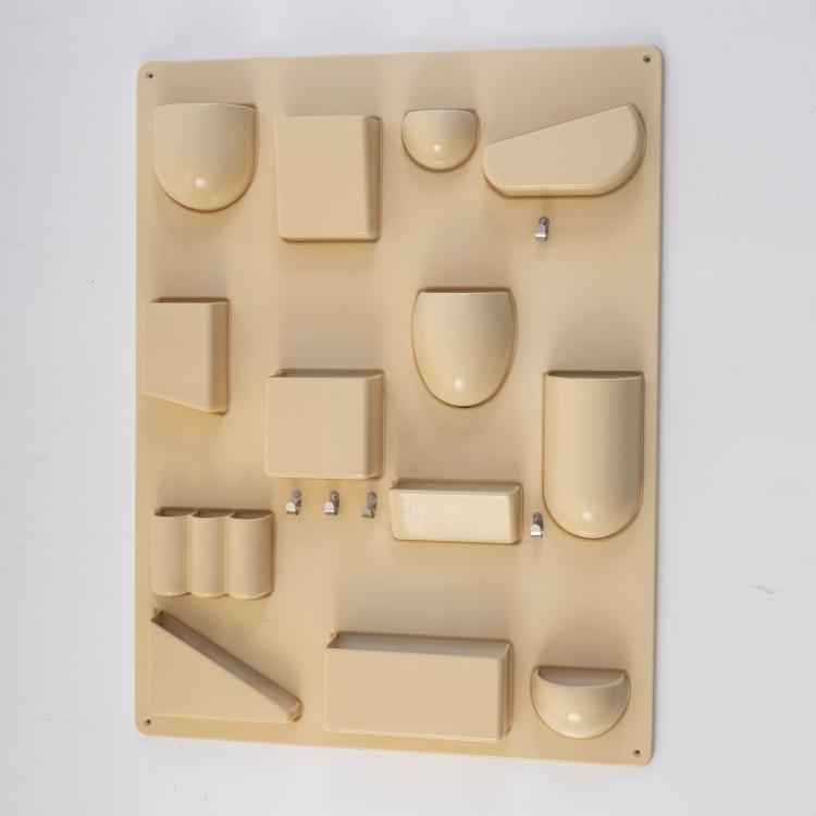 Hauptbild zu Objekt, Wandregal 'Utensilo', 1969, Doroth&eacute;e Becker, Design M Ingo Maurer, M&uuml;nchen, 152B 508