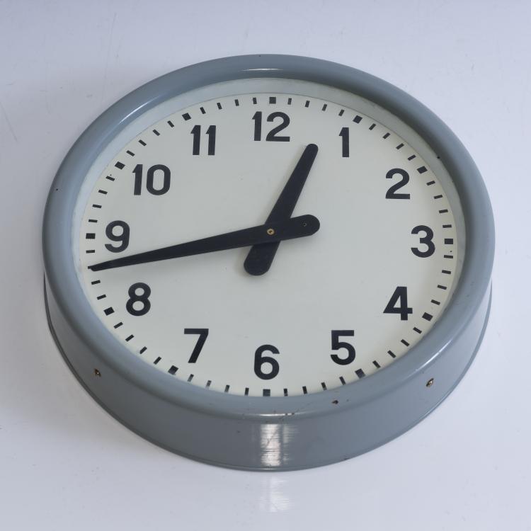 Hauptbild zu Objekt, Wanduhr, 1936, Gio Ponti, Boselli, E., Mailand (zugeschrieben), 152A 7