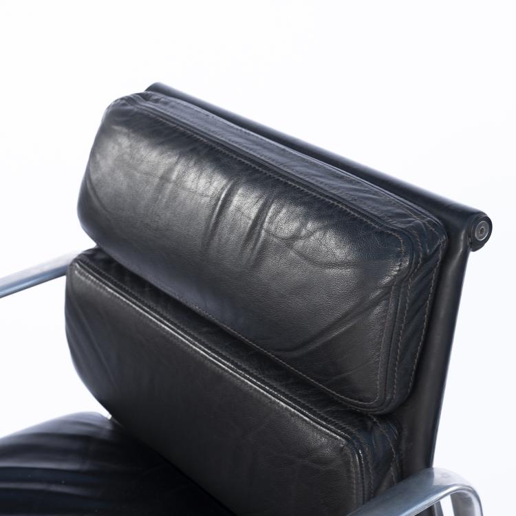 Bild 5 zu Objekt, Set of two 'Soft Pad' desk chairs, 1969, Charles Eames,Ray Eames, ICF, Cadsana; Miller Herman, Zeeland, 152B 557