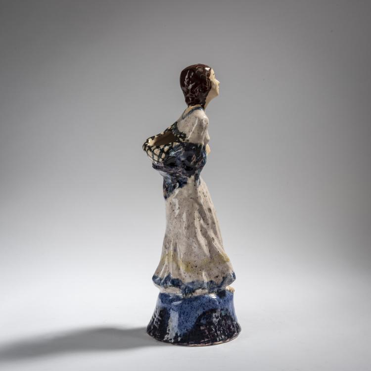 Bild 2 zu Objekt, Woman with a jug, c. 1930, Susi Singer, 153C 487