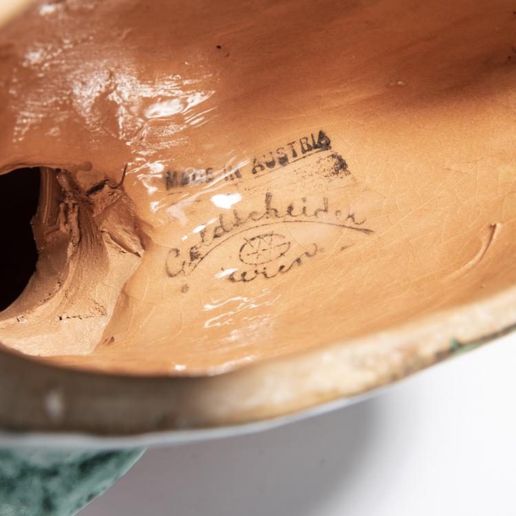 Bild 4 zu Objekt, Woman with curly hair, c. 1937, Adolf Prischl, Goldscheider, Friedrich, Wien, 153C 526