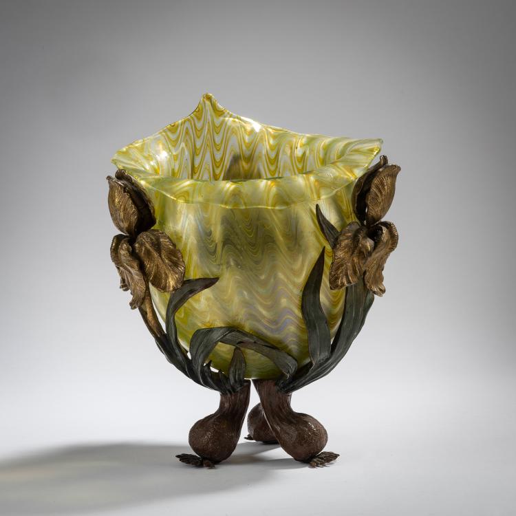 Hauptbild zu Objekt, 'Ph&auml;nomen'-Vase mit Bronzemontierung f&uuml;r E. Bakalowits S&ouml;hne, 1899, L&ouml;tz Wwe., Klosterm&uuml;hle, 153B 356