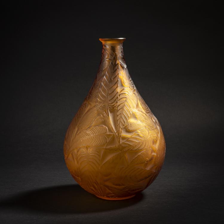 Bild 1 zu Objekt, Vase 'Sauges', 1923, Ren&eacute; Lalique, Lalique, Ren&eacute;, Wingen-sur-Moder, 153A 17