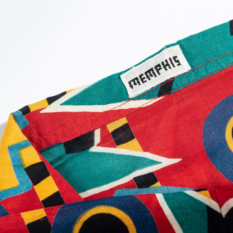 Bild 3 zu Objekt, Set of a Hawaiian Shirt and a tie, 1982, Nathalie Du Pasquier, Memphis, Mailand, 152A 326