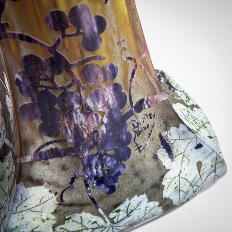 Bild 3 zu Objekt, Tall 'Vigne' vase, 1903/04, Henri Berg&eacute;, Daum Fr&egrave;res, Nancy, 153B 115