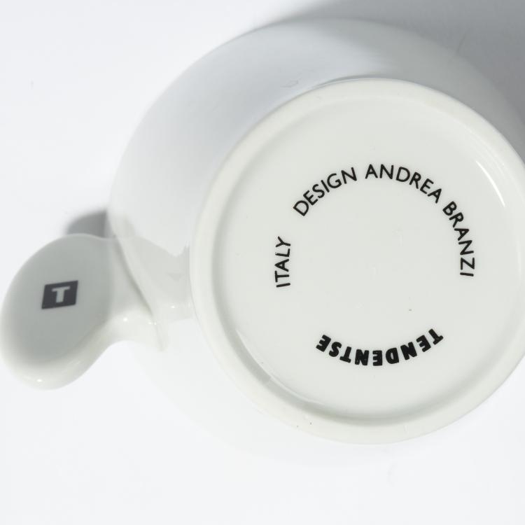 Bild 2 zu Objekt, Zwei Kaffeetassen 'Tatzona', 1986, Andrea Branzi, Alessi Tendentse, Crusinallo, 152A 314