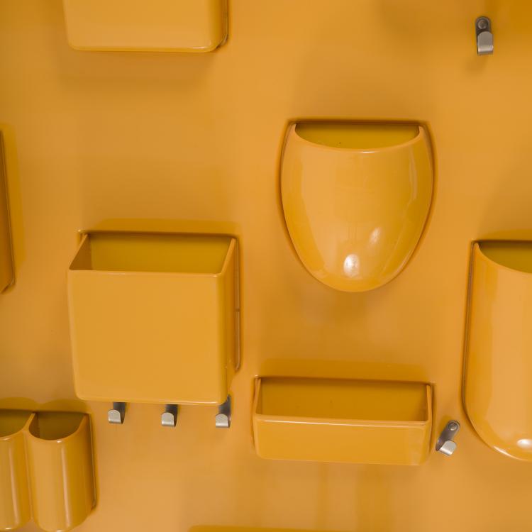 Bild 5 zu Objekt, Set of two 'Utensilo' wall shelves, 1969, Doroth&eacute;e Becker, Design M, Maurer Ingo, M&uuml;nchen, 152B 509
