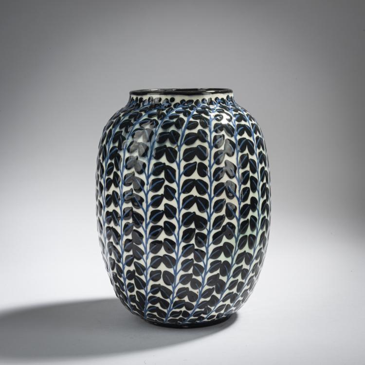 Bild 1 zu Objekt, Vase 'Leaves', 1910-11, Max Laeuger, Laeuger, Max, Kandern, 153C 553