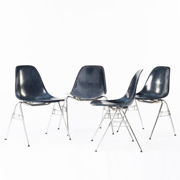 Bild 1 zu Objekt, Set of four chairs 'Plastic Side Chair DSS', 1955, Charles Eames,Ray Eames, Vitra, Weil am Rhein, 152B 439