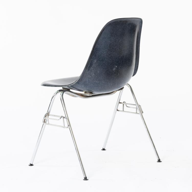 Bild 6 zu Objekt, Set of four chairs 'Plastic Side Chair DSS', 1955, Charles Eames,Ray Eames, Vitra, Weil am Rhein, 152B 439