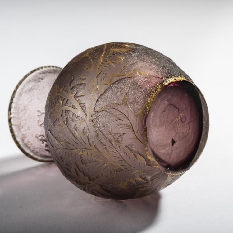 Bild 2 zu Objekt, Small vase 'Qui s'y frotte s'y pique', 1895-98, Daum Fr&egrave;res, Nancy, 153B 91