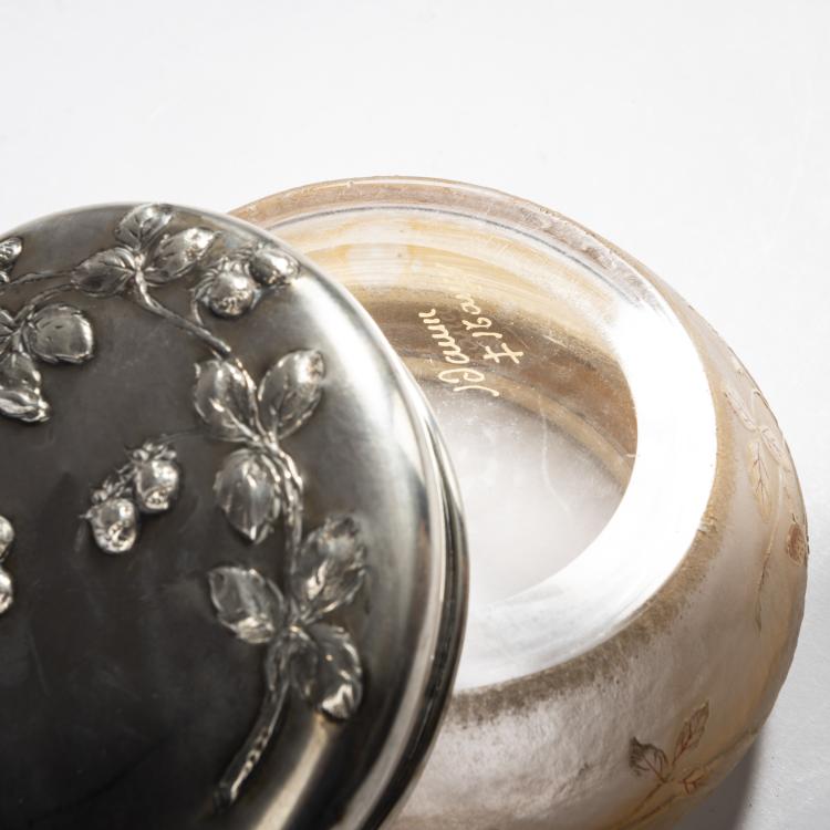 Bild 3 zu Objekt, Deckelgef&auml;&szlig; 'Fraises', um 1897, Daum Fr&egrave;res, Nancy, 153B 99