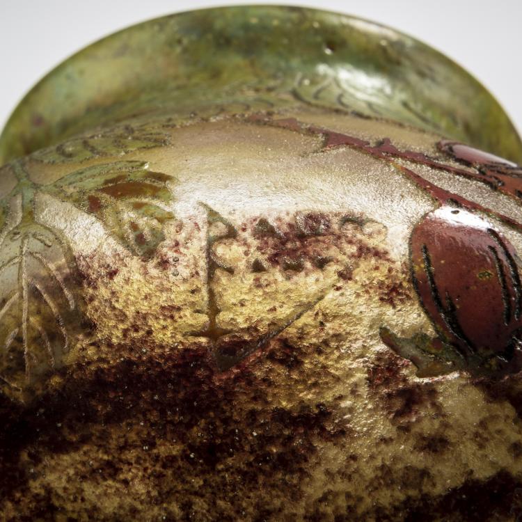 Bild 5 zu Objekt, Fu&szlig;vase 'Baies d'aub&eacute;pines', um 1910, Daum Fr&egrave;res, Nancy, 153B 149