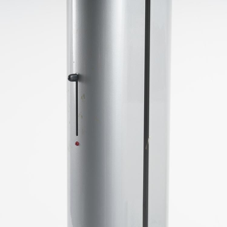 Bild 1 zu Objekt, Stehleuchte 'Megaron', 1979, Gianfranco Frattini, Artemide, Mailand, 155A 193
