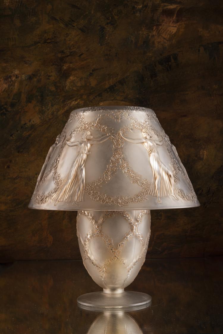 Bild 3 zu Objekt, Tischleuchte 'Six Danseuses', 1931, Ren&eacute; Lalique, Lalique, Ren&eacute;, Wingen-sur-Moder, 153A 42