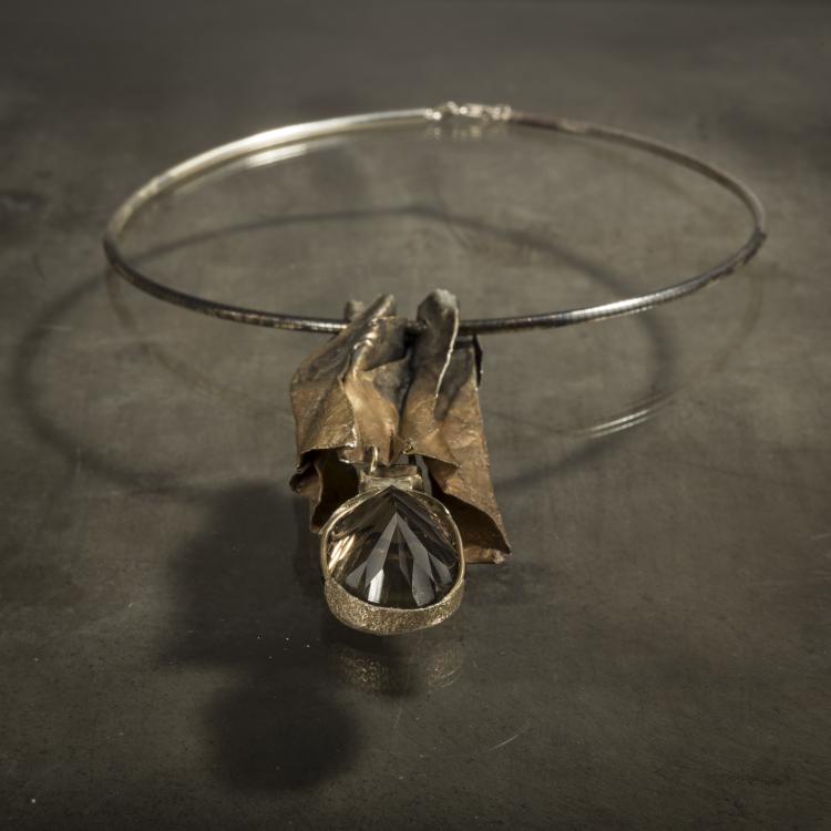 Bild 1 zu Objekt, Unikat-Halsschmuck, 2017, J&ouml;rn Peter Haut, 154B 217