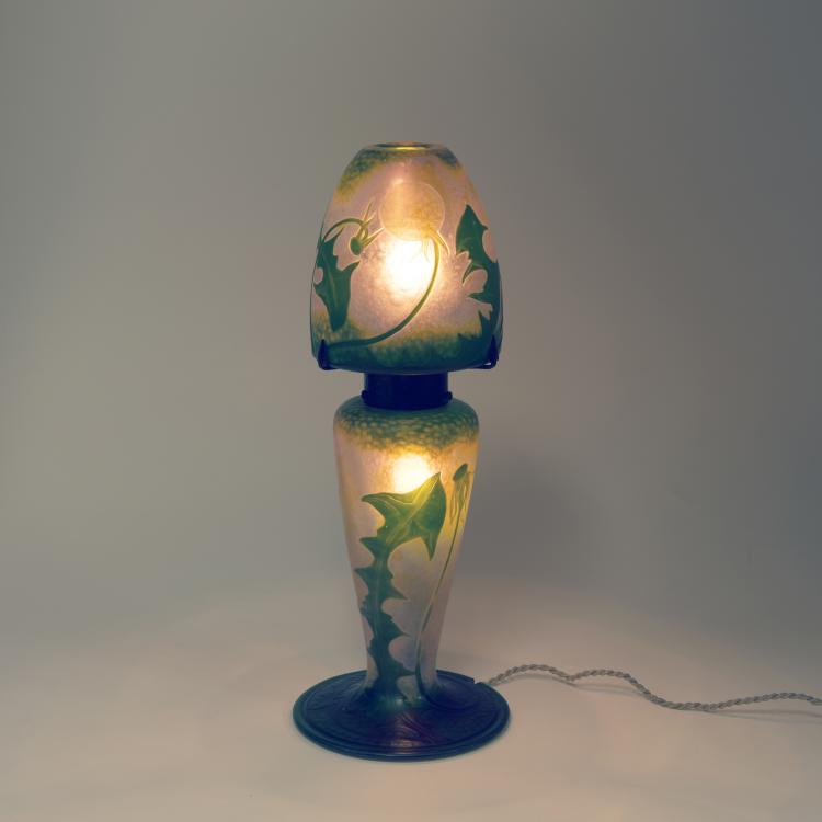 Bild 1 zu Objekt, Martel&eacute;-Tischlampe 'Pissenlits' - 'Chandelles', 1898-1903, Henri Berg&eacute;, Daum Fr&egrave;res, Nancy, 153B 100