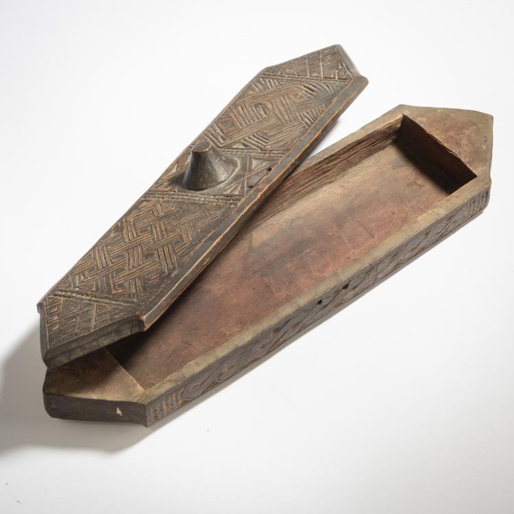 Bild 1 zu Objekt, Rectangular lidded box, Demokratische Republik Kongo, 154D 608