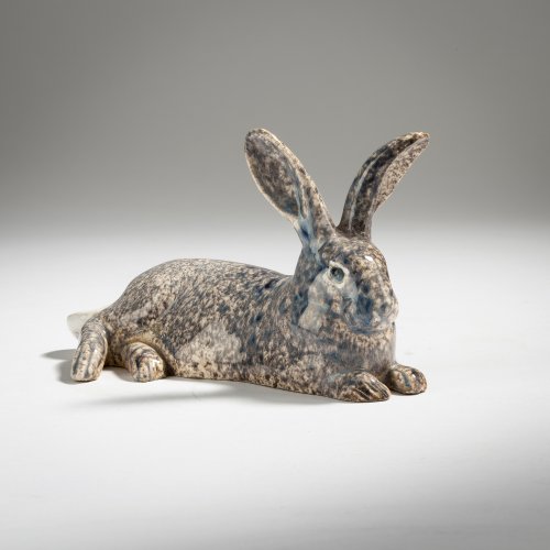 Hare lying about, 1913/14
