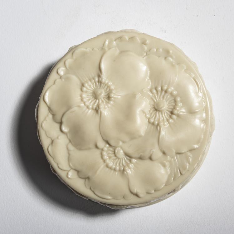 Bild 2 zu Objekt, Bakelite box, 1920s, Frankreich, 153C 705