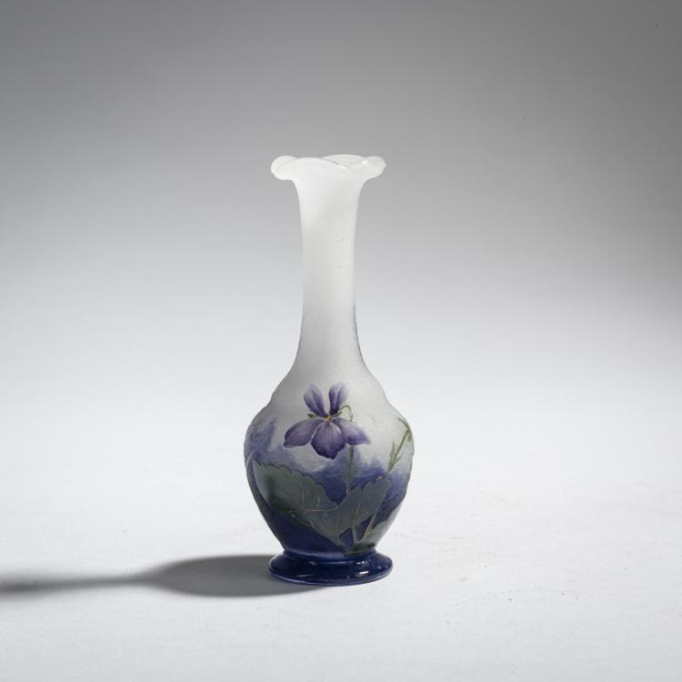 Bild 1 zu Objekt, Kleine Vase 'Violettes', um 1910, Daum Fr&egrave;res, Nancy, 153B 151