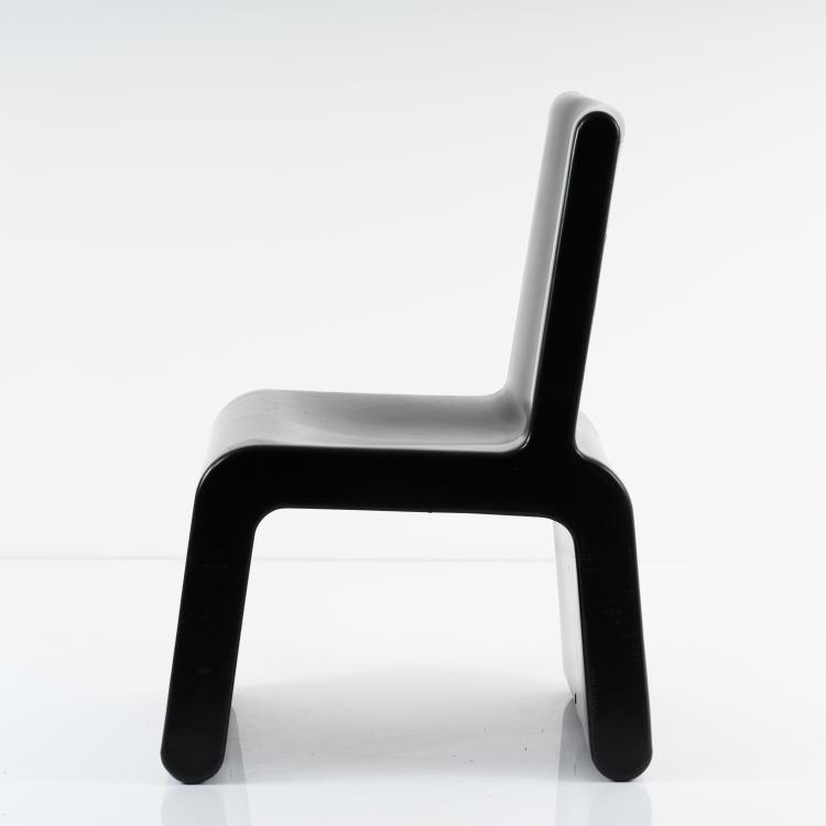 Bild 1 zu Objekt, 'W. & L.T.' chair, 1996/1997, Marc Newson, W. & L.T., Antwerpen; Marc Newson Ltd., London, 154A 185