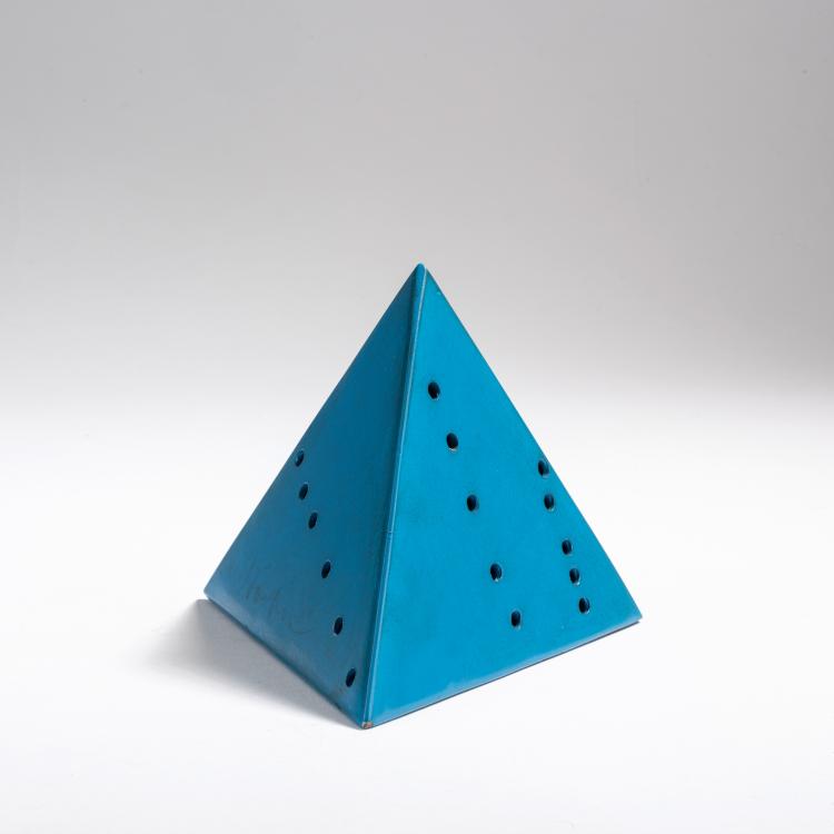Hauptbild zu Objekt, 'Piramide (blue)', 1967, Lucio Fontana, Ed. Sergio Tosi, Mailand, 154D 438
