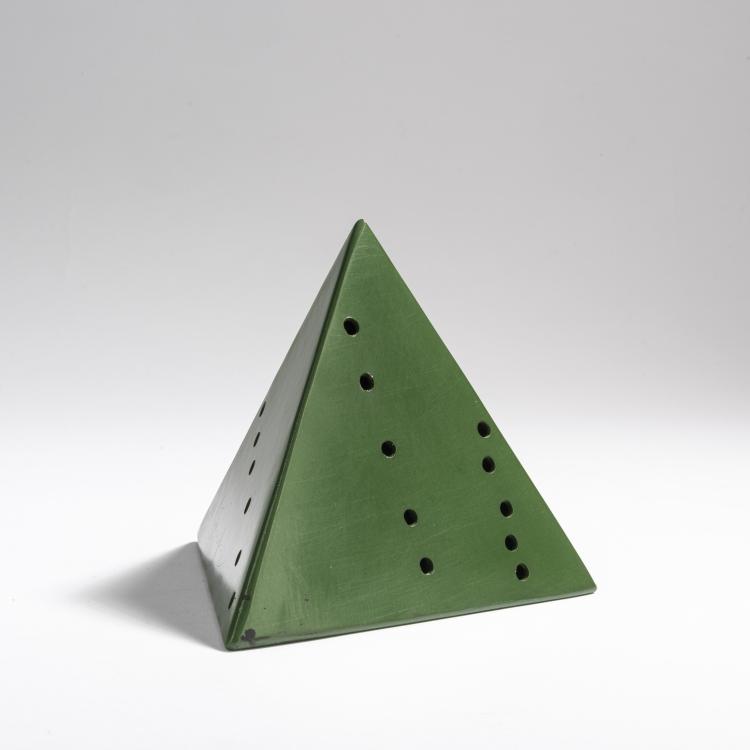 Bild 1 zu Objekt, 'Piramide (green)', 1967, Lucio Fontana, Ed. Sergio Tosi, Mailand, 154D 439