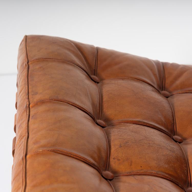 Bild 10 zu Objekt, 'Barcelona' armchair, 1929, Ludwig Mies van der Rohe, Stiegler, Waldemar, Marbach; Knoll International, Deutschland., 154A 42