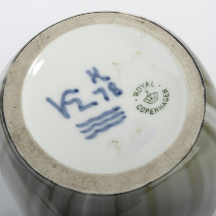 Bild 4 zu Objekt, Vase, 1894, Valdemar Engelhardt, Kopenhagen, KPM, 153C 601