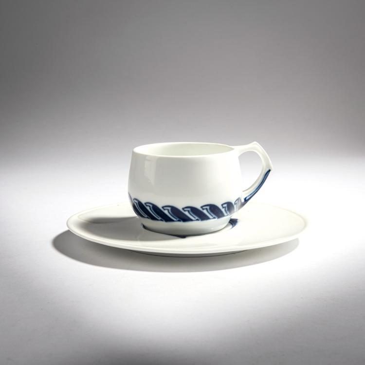 Hauptbild zu Objekt, Coffee cup and saucer, 1903/04, Henry van de Velde, Meissen, KM, 154A 9