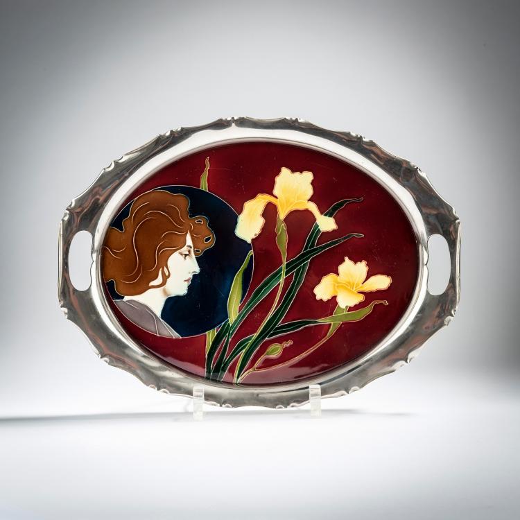 Hauptbild zu Objekt, 'Female profile' tray, c. 1900, Carl Sigmund Luber, Schwarz, J. von, N&uuml;rnberg, 153C 579