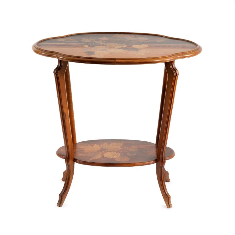 Hauptbild zu Objekt, Side table 'Hortensias et papillons', c. 1900, Emile Gall&eacute;, Gall&eacute;, Emile, Nancy, 153C 771