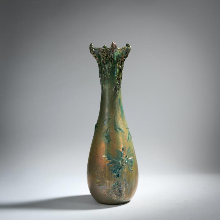 Hauptbild zu Objekt, Tall vase, 1900-10, Perret, Pierre, Valauris, 153C 511