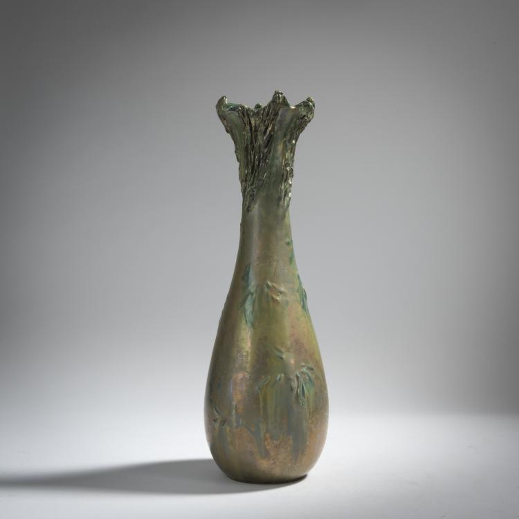 Bild 1 zu Objekt, Tall vase, 1900-10, Perret, Pierre, Valauris, 153C 511
