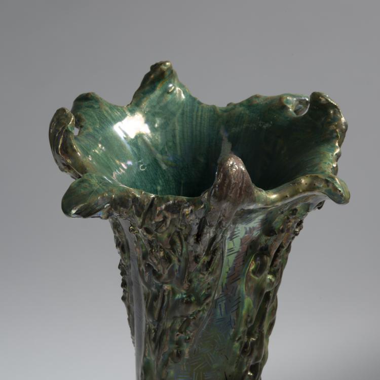 Bild 2 zu Objekt, Tall vase, 1900-10, Perret, Pierre, Valauris, 153C 511