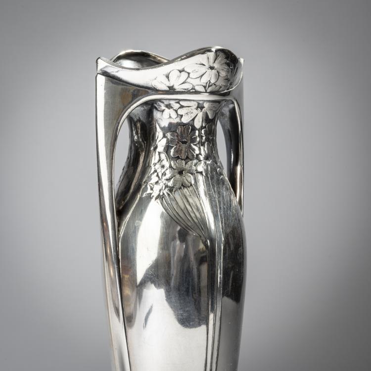 Bild 2 zu Objekt, Set of two vases with handles, c. 1900, Christofle, Paris, 153C 623