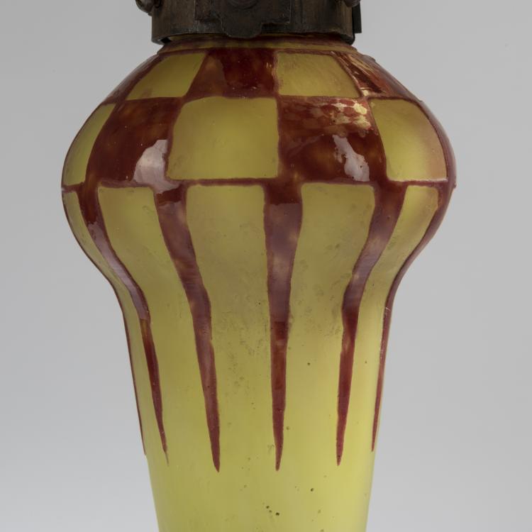 Bild 2 zu Objekt, Seltene Tischleuchte, 1922-23, Schneider, Epinay-sur-Seine, 153B 293