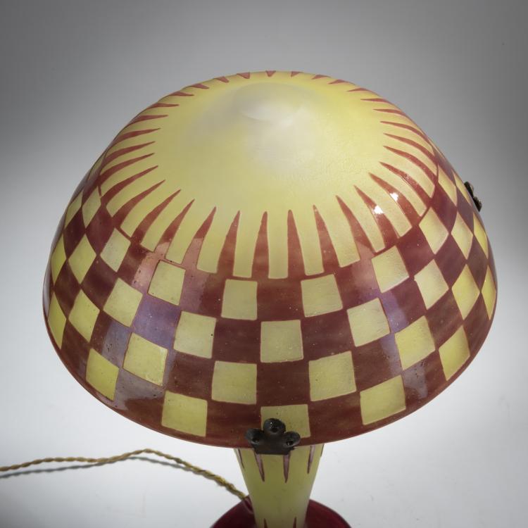 Bild 3 zu Objekt, Seltene Tischleuchte, 1922-23, Schneider, Epinay-sur-Seine, 153B 293