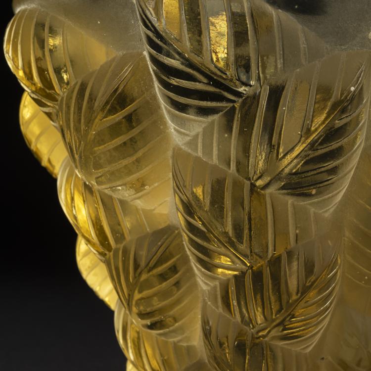 Bild 1 zu Objekt, 'Moissac' vase, 1927, Ren&eacute; Lalique, Lalique, Ren&eacute;, Wingen-sur-Moder, 153A 31