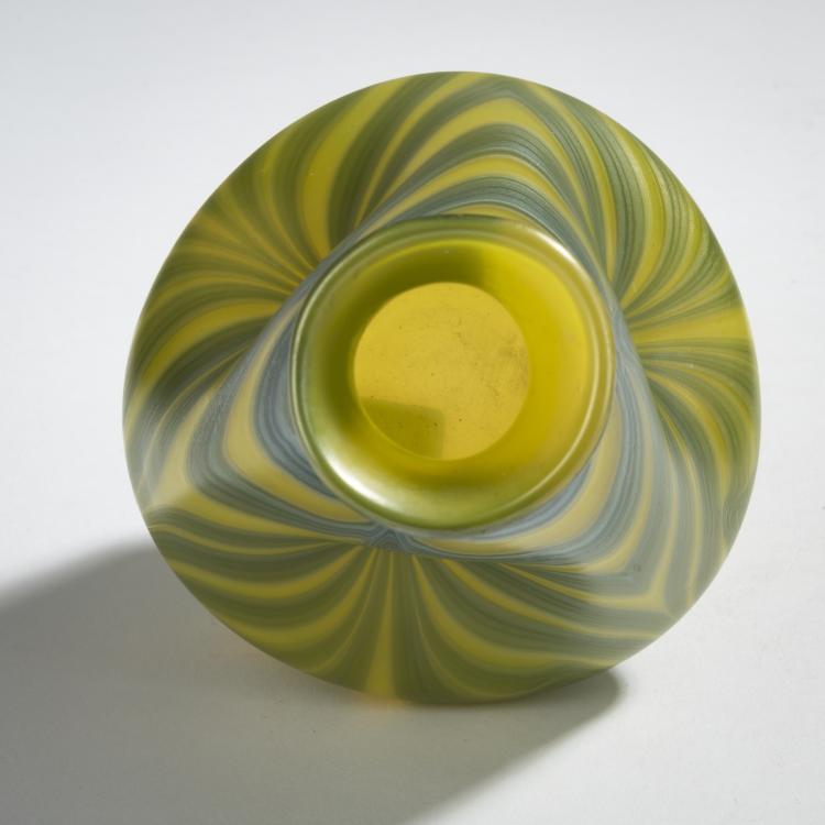 Bild 3 zu Objekt, 'Ph&auml;nomen'-Vase, 1900, L&ouml;tz Wwe., Klosterm&uuml;hle, 153B 360