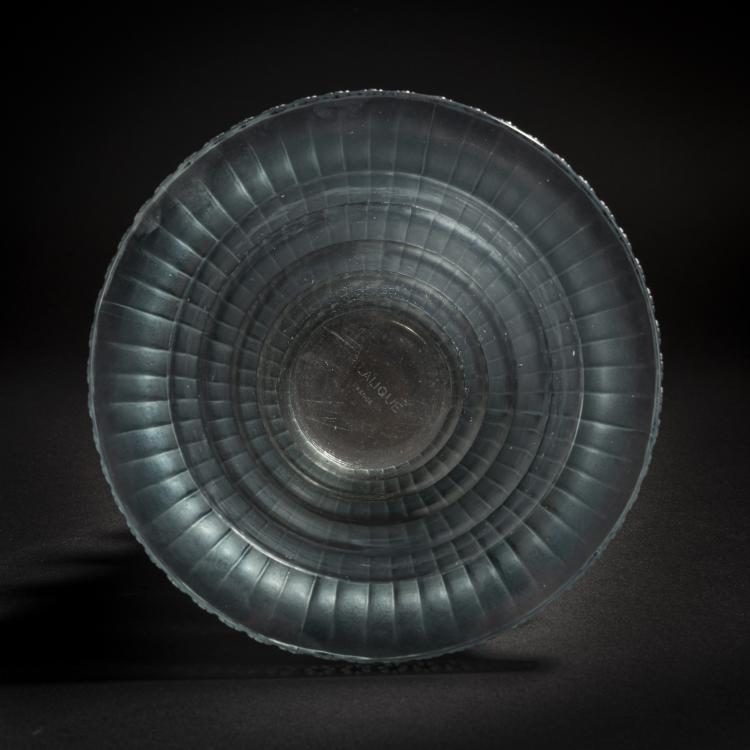 Bild 1 zu Objekt, Vase 'Chevreuse', 1930, Ren&eacute; Lalique, Lalique, Ren&eacute;, Wingen-sur-Moder, 153A 39