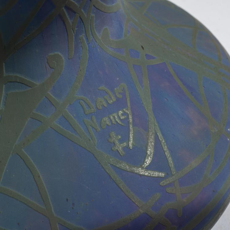 Bild 2 zu Objekt, Gro&szlig;e Vase 'Plumes de pa&ocirc;n', um 1910, Daum Fr&egrave;res, Nancy, 153B 159