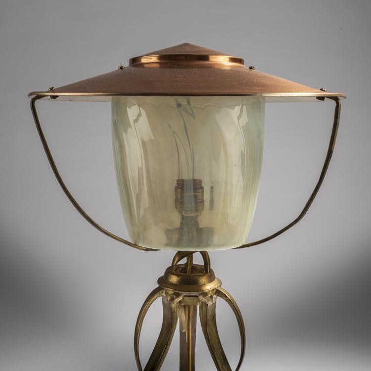 Bild 1 zu Objekt, Table light 'F-2', 1897, Henry van de Velde, 154A 8