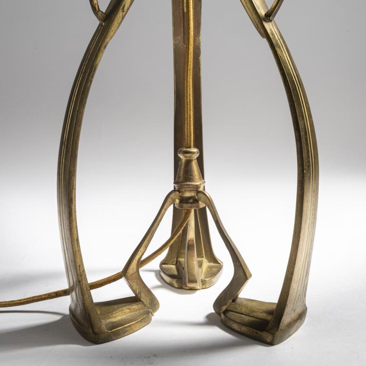 Bild 2 zu Objekt, Table light 'F-2', 1897, Henry van de Velde, 154A 8