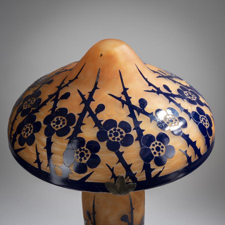 Bild 4 zu Objekt, Tischleuchte 'Aub&eacute;pines', 1919-22, Schneider, Epinay-sur-Seine, 153B 287