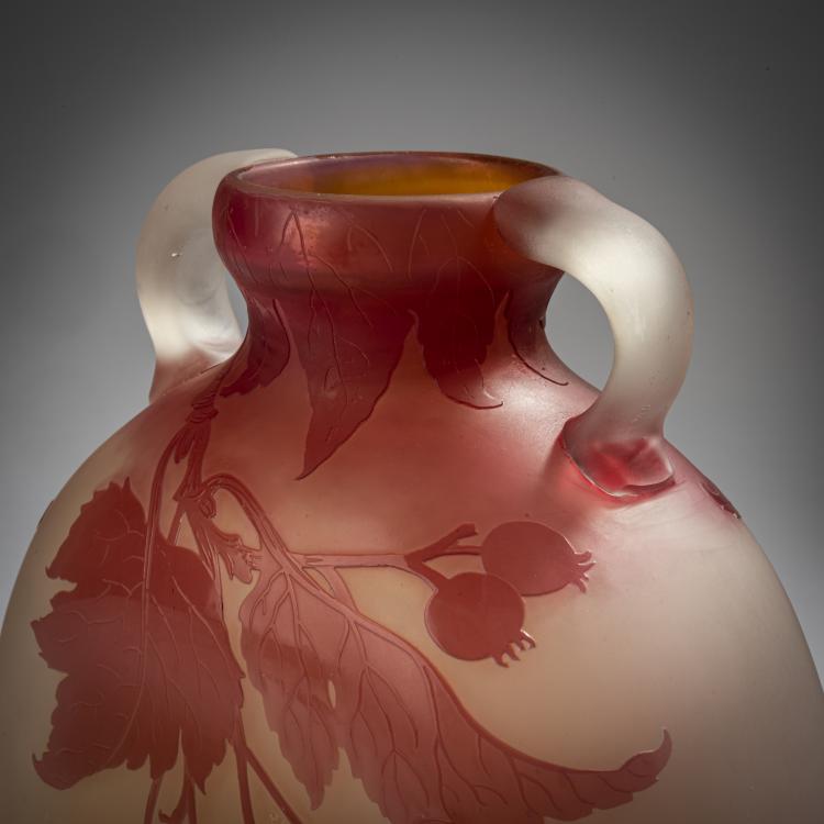 Bild 4 zu Objekt, Henkelvase 'Groseilles', 1905-08, Gall&eacute;, Etablissements, Nancy, 153B 219